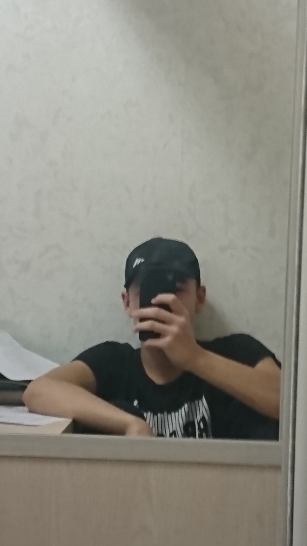 iOuQedfkL40.jpg?size=607x1080&quality=96