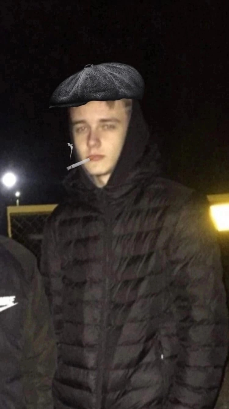 zxSaXDuVOQ0.jpg?size=750x1334&quality=95