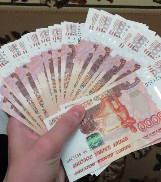 VFlLoQcROt0.jpg?size=520x585&quality=96&