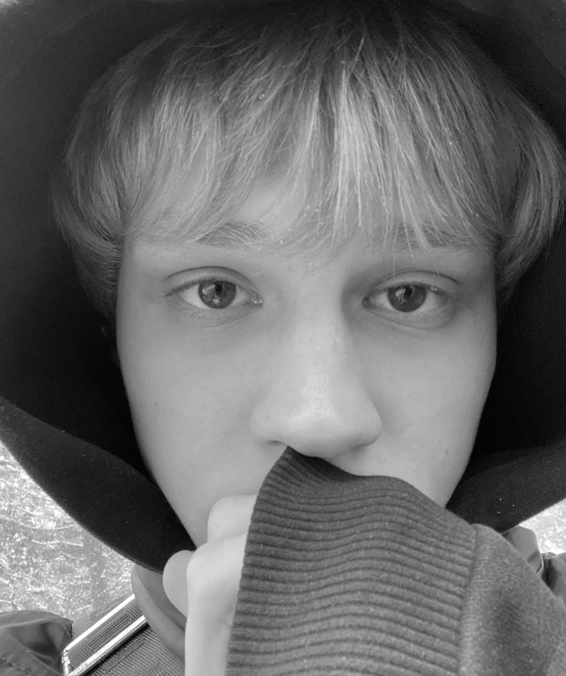 1lGLOJ36pGI.jpg?size=1809x2160&quality=9