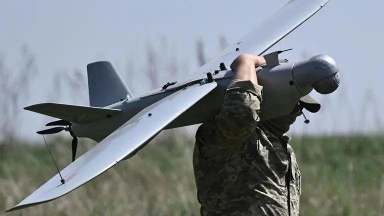 2832660.jpg?v=1748383415000&w=768&h=432&