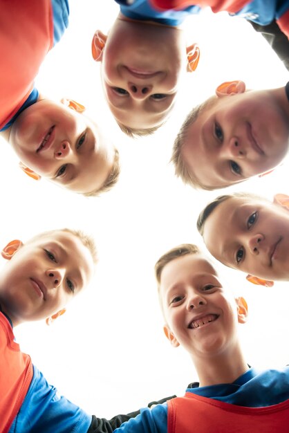 close-up-smiley-kids-team_23-2149270898.jpg?size=626&ext=jpg&ga=GA1.1.1413502914.1715040000&semt=ais