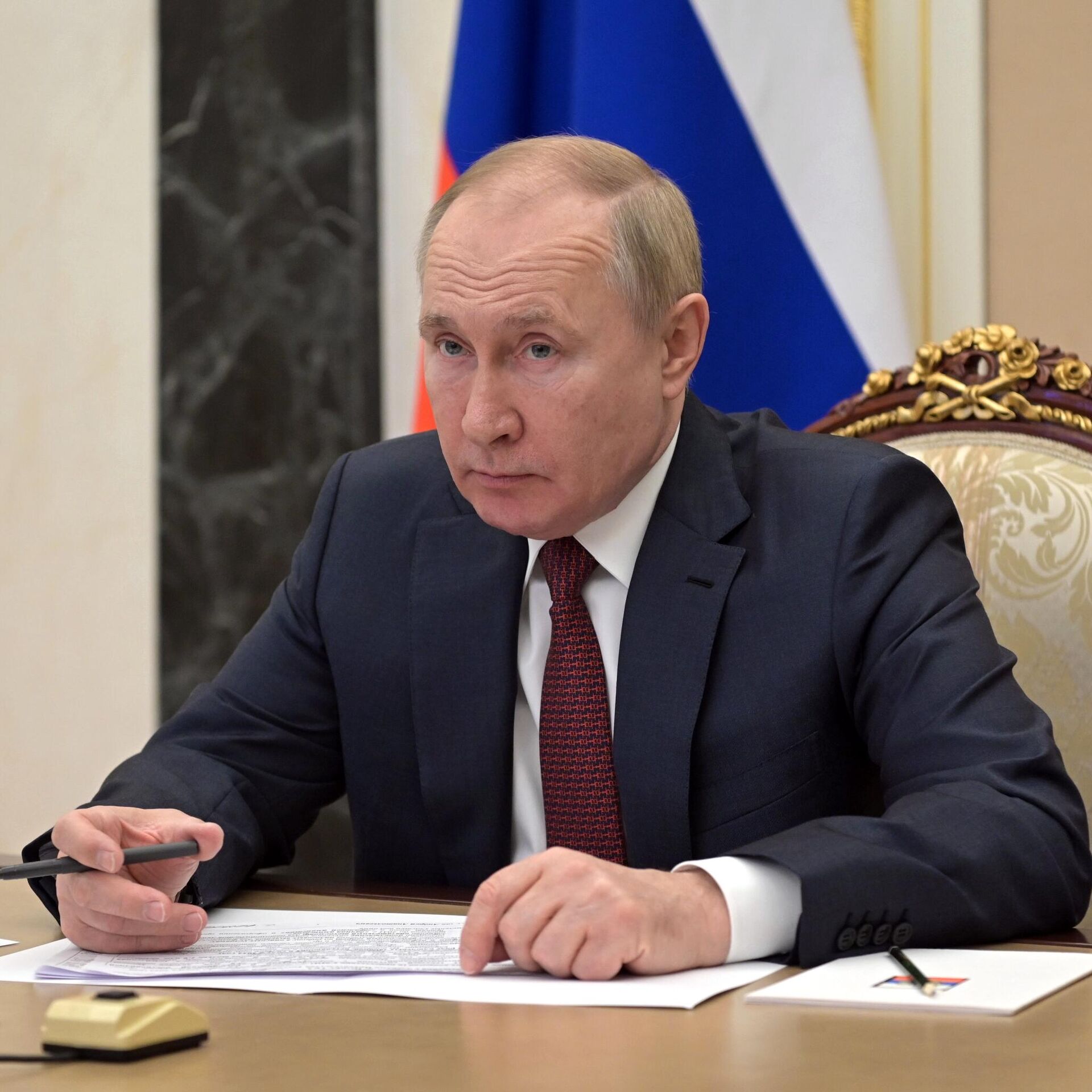 1059677154_497:0:2545:2048_1920x0_80_0_0